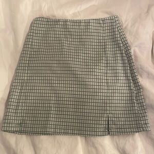John gal(brandy Melville) mini skirt